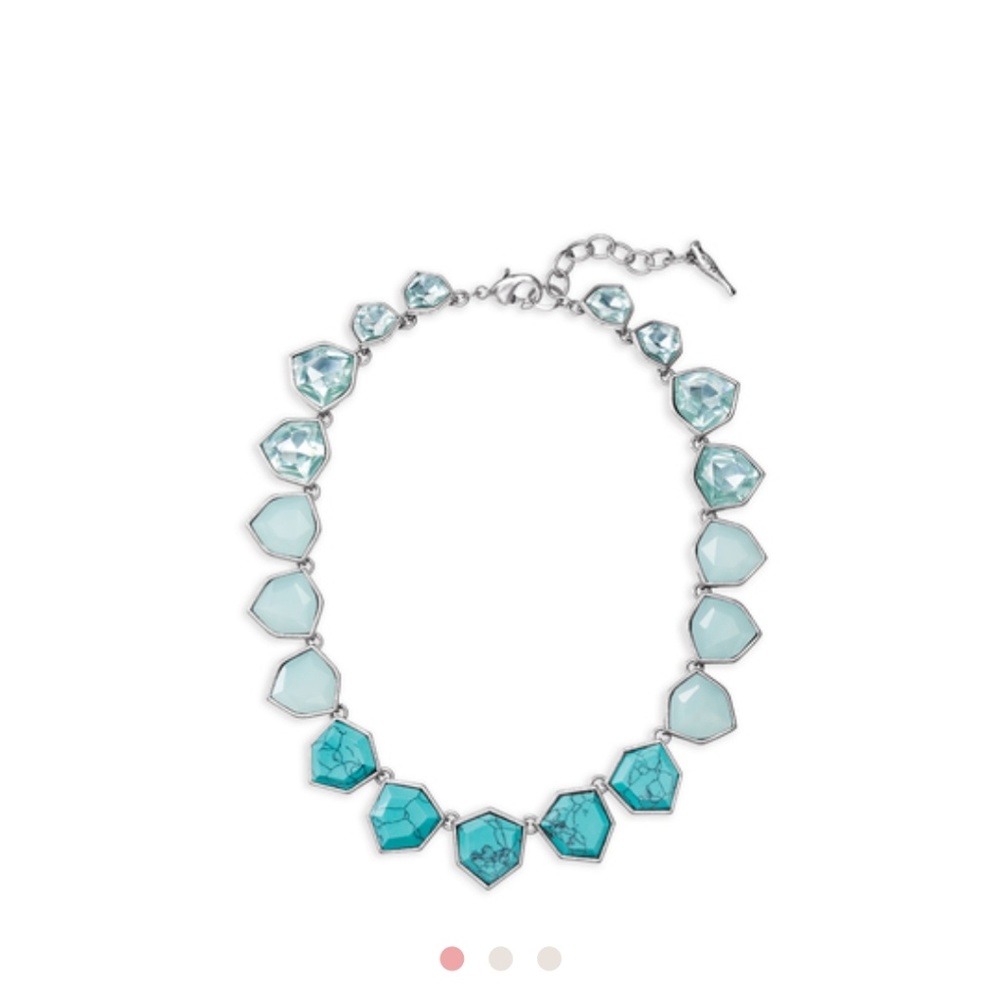 Mo'orea drop statement necklace chloe